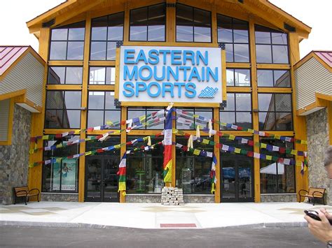 eastern mountain sports conway nh